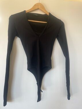 Goldsign Black Ribbed V-Neck Long Sleeve Bodysuit